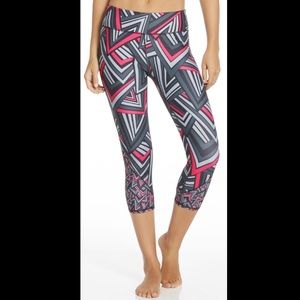 Fabletics Tuberose Cropped Leggings